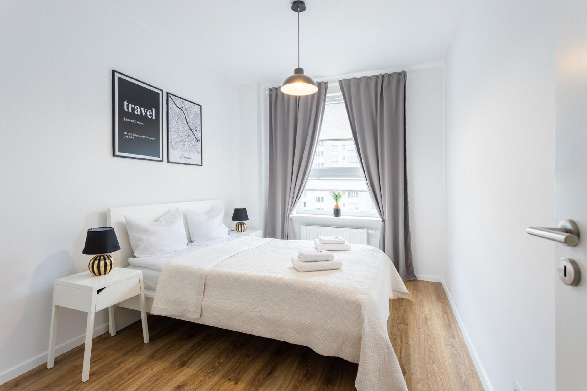 Urban Chic - Pereca - Rondo Onz - Luxury Warsaw Stays - 14 People Exterior foto